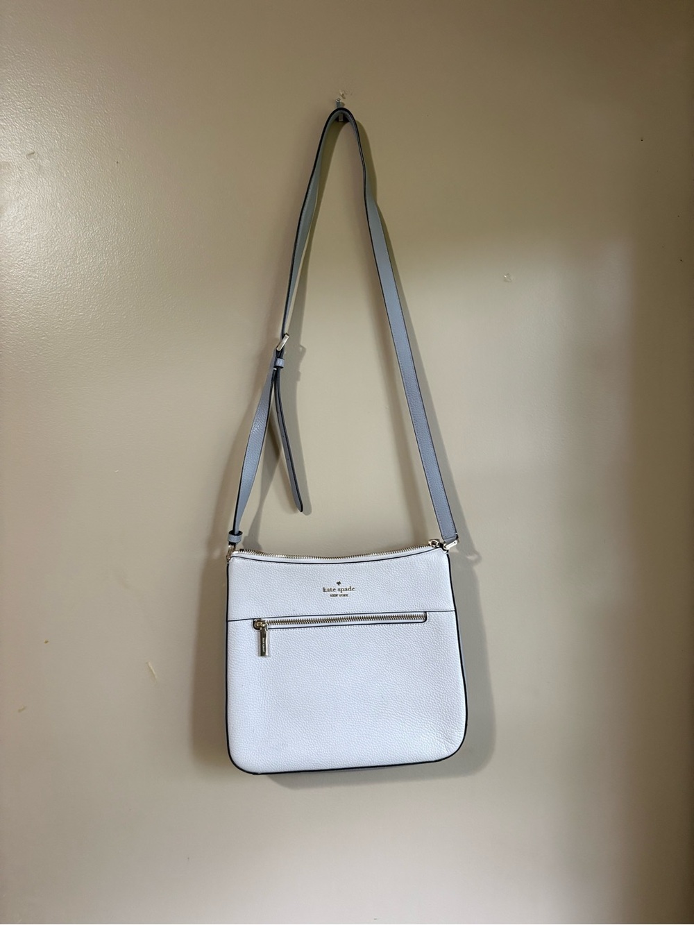 Kate Spade Lite Gray Leather Crossbody Bag